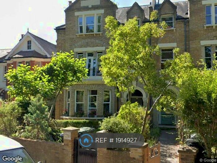2 Bedroom Flat To Rent In Lewisham Park, London, SE13