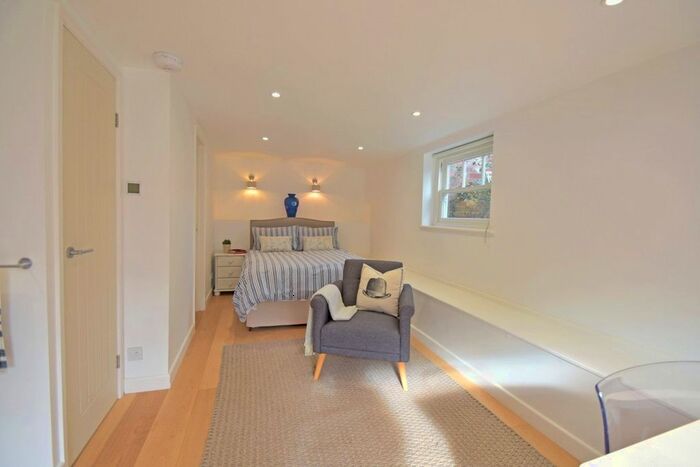 Studio To Rent In Belmont Park Road, Maidenhead, Berkshire, SL6