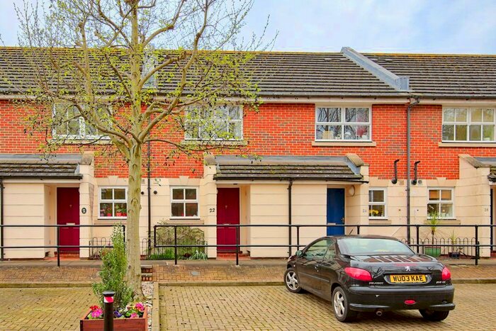 2 Bedroom Terraced House To Rent In Riverdale Drive, Earlsfield, SW18