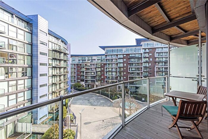 2 Bedroom Apartment To Rent In Oswald Building, Queenstown Road, London, SW11