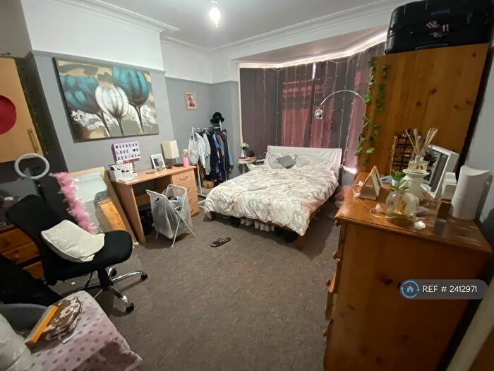 4 Bedroom Terraced House To Rent In Winchester Road, Southampton, SO16