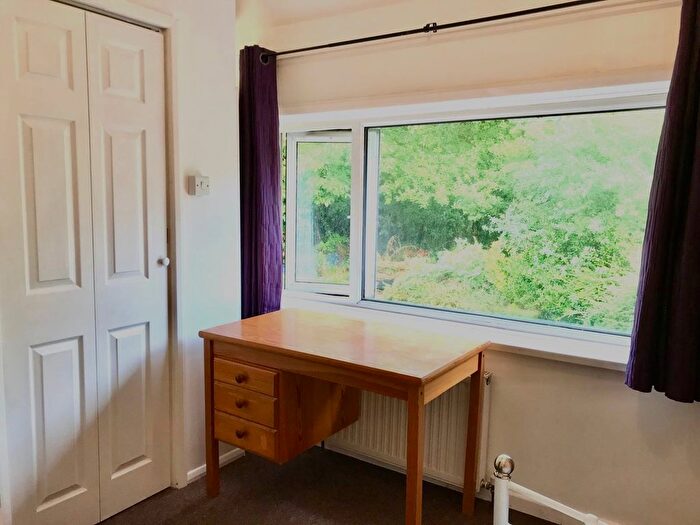 1 Bedroom Property To Rent In Birdham Road, Brighton, BN2