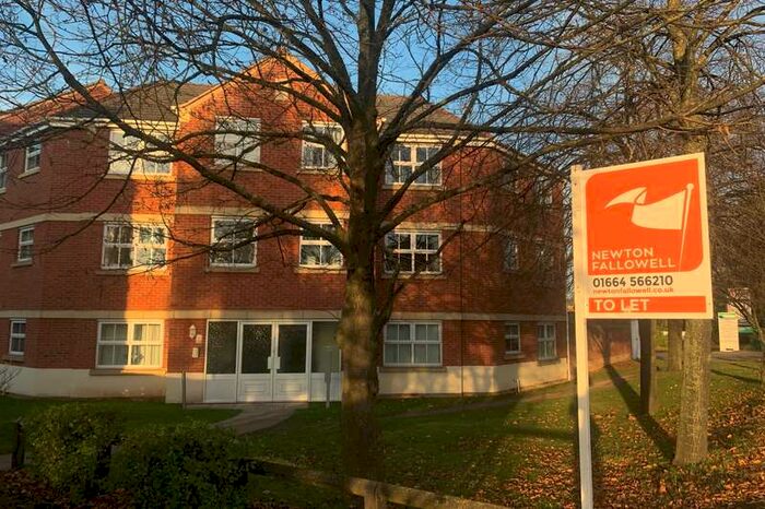 2 Bedroom Flat To Rent In Buttermere Close, , Melton Mowbray, LE13
