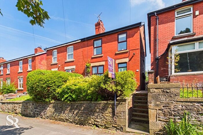 2 Bedroom Semi-Detached House For Sale In Bowden Lane, Chapel-En-Le-Frith, SK23