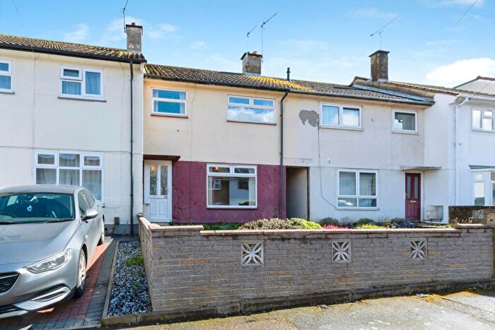 3 Bedroom Property For Sale In Drumcliff Road, Leicester, Leicestershire, LE5