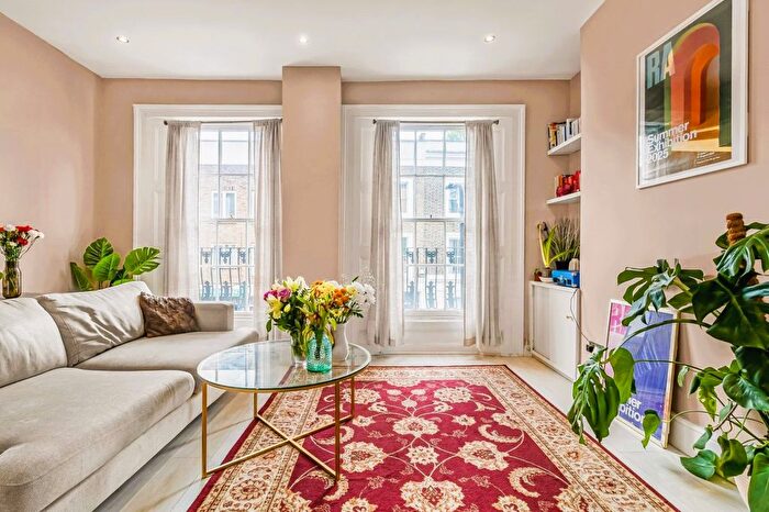 2 Bedroom Flat For Sale In Greenland Road, Camden, London, NW1