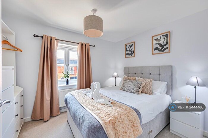 2 Bedroom Detached House To Rent In Pliny Lane, Fairfields, Milton Keynes, MK11
