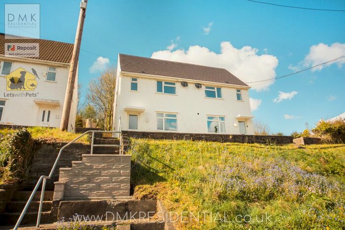 3 Bedroom Semi-Detached House To Rent In Cae Is Maen, Trebanos, Pontardawe, Swansea, SA8