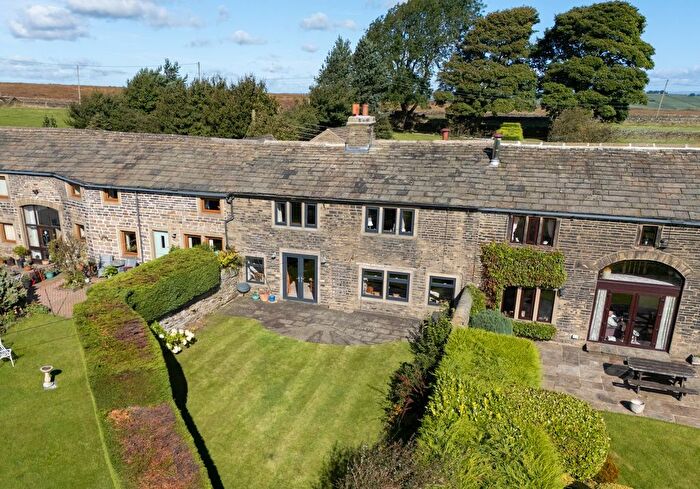 3 Bedroom Property For Sale In Trough Lane, Denholme, Bradford, BD13