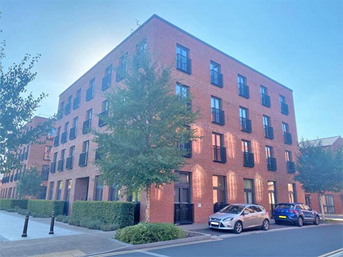 2 Bedroom Flat For Sale In Friars Orchard, Gloucester, GL1