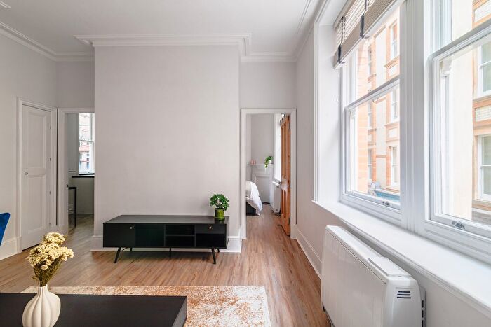 1 Bedroom Flat To Rent In Charing Cross Road, London, WC2H