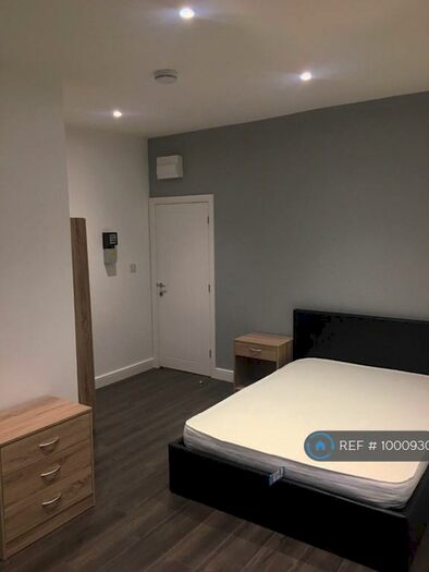 Studio To Rent In Tudor Road, Leicester, LE3