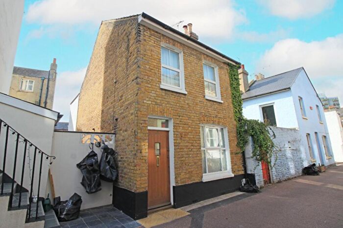2 Bedroom End Of Terrace House To Rent In Shaftsbury Street, Ramsgate, Kent, CT11