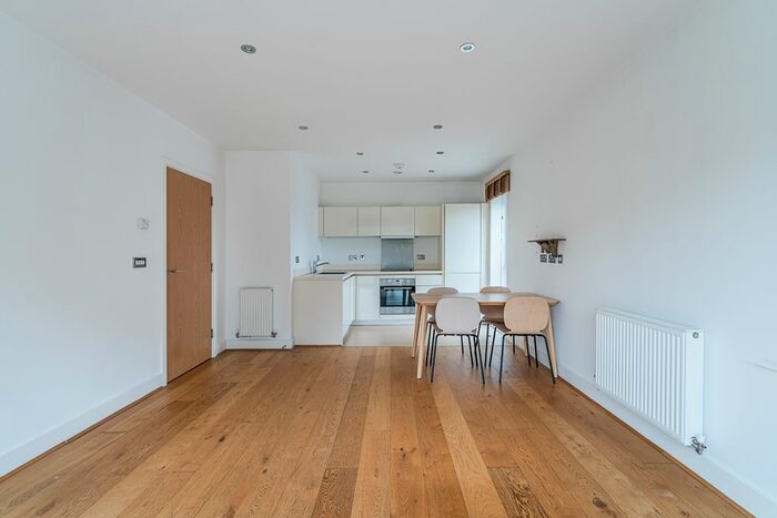 1 Bedroom Flat To Rent In Coombe Lane, London, SW20