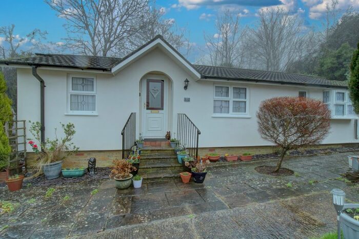 2 Bedroom Park Home For Sale In Hillcrest, Boxhill Road, Tadworth, KT20
