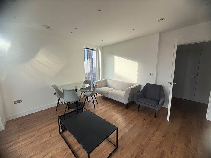 2 Bedroom Flat To Rent In Alpini Road, London, NW9