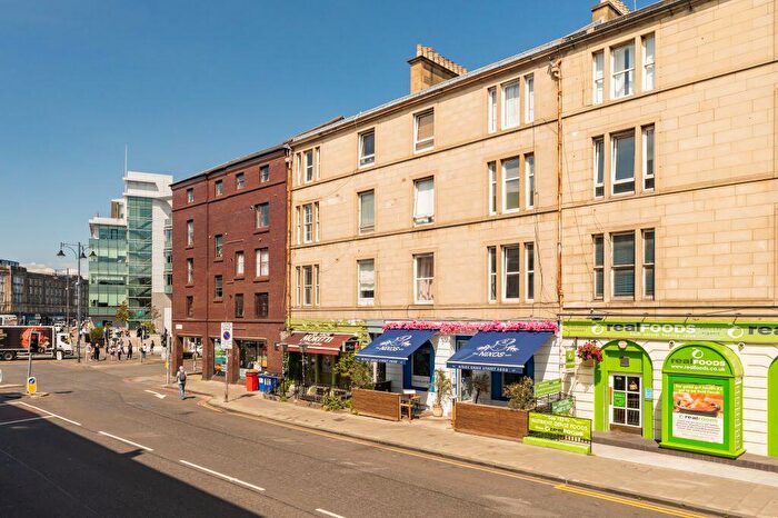 2 Bedroom Flat For Sale In / Brougham Street, Edinburgh, EH3