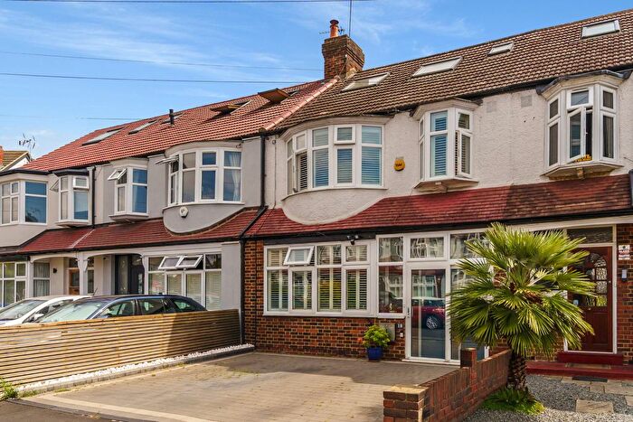 4 Bedroom Terraced House For Sale In Meadow Close, Raynes Park, SW20