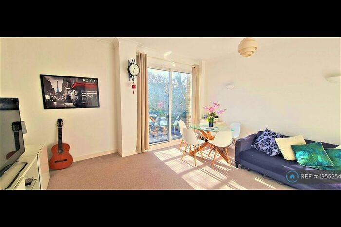 2 Bedroom Flat To Rent In Lock Keepers Heights, London, SE16