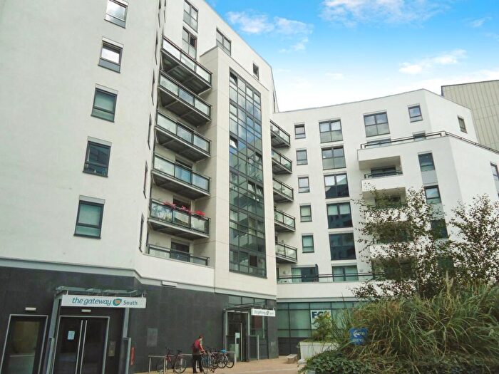 1 Bedroom Flat To Rent In Gateway South, Marsh Lane, Leeds, LS9