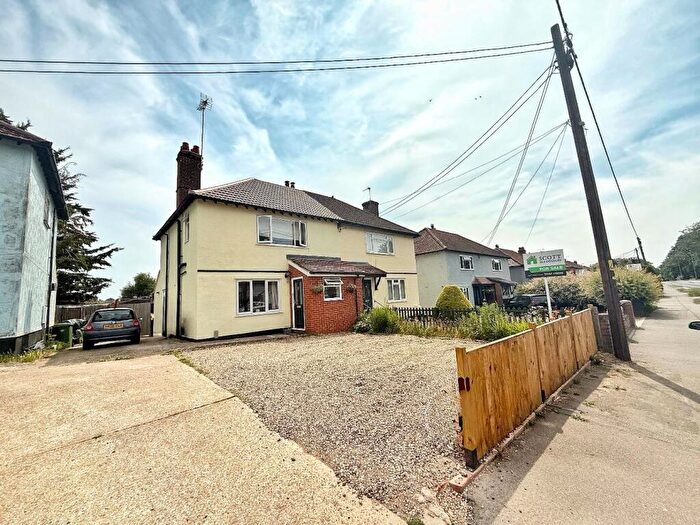 3 Bedroom Semi-Detached House For Sale In Yeldham Road, Sible Hedingham, Halstead, CO9