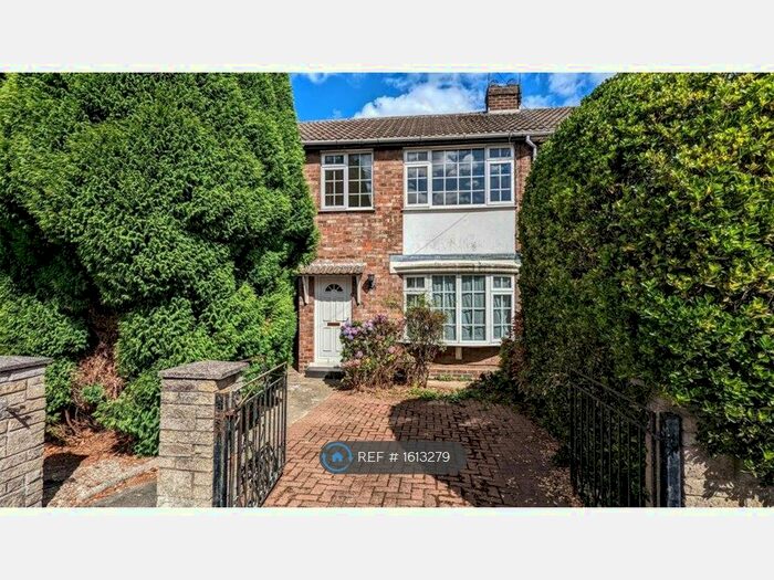 3 Bedroom Terraced House To Rent In Derwent Road, York, YO10