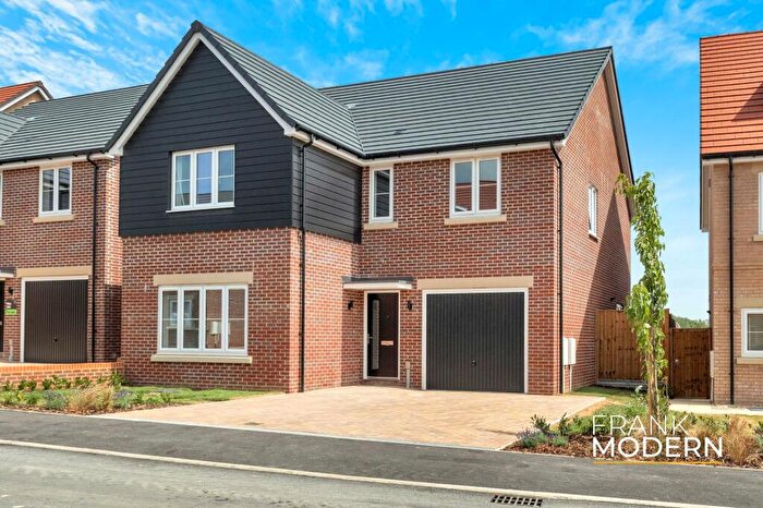 5 Bedroom Detached House For Sale In Keeper Hill Drive, Hampton Heights, PE7