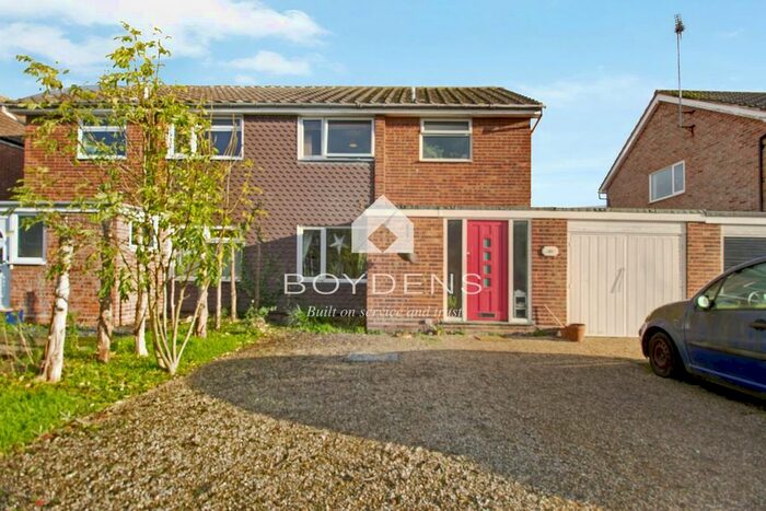 3 Bedroom Property To Rent In Broome Grove, Wivenhoe, Colchester Essex, CO7