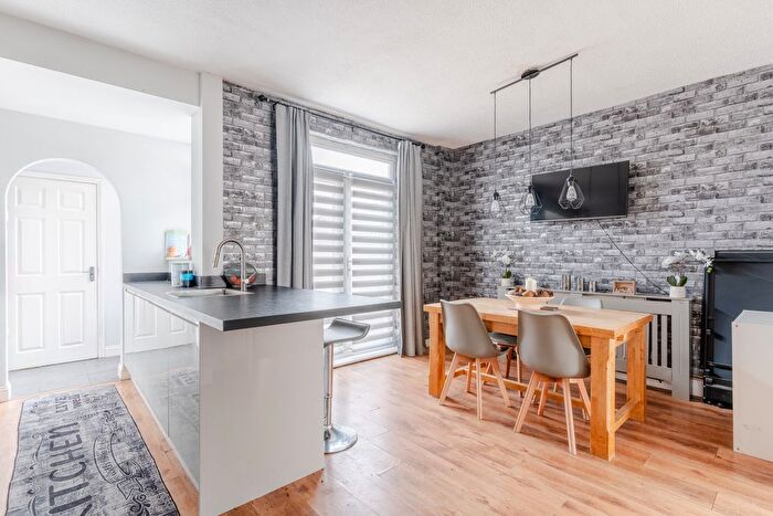 3 Bedroom Terraced House For Sale In Davis Street, Avonmouth, Bristol, BS11