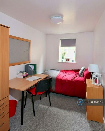 4 Bedroom Flat To Rent In Fieldings Lodge, Winchester, SO22