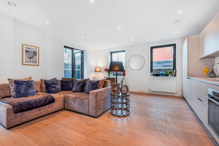 2 Bedroom Flat To Rent In Curzon Crescent, London, NW10