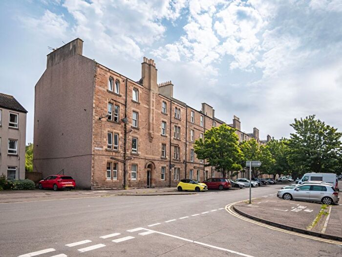 1 Bedroom Flat For Sale In / Balfour Street, Edinburgh, EH6