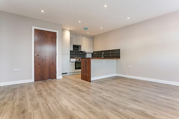 2 Bedroom Flat To Rent In Avon Drive, Whetstone, Leicester, LE8
