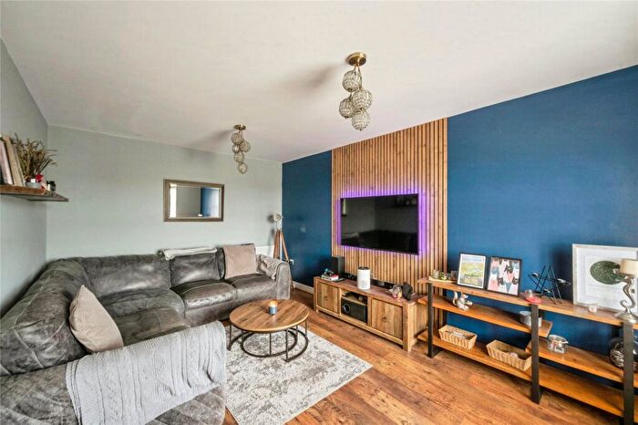 4 Bedroom Detached House For Sale In Stretton Street, Adwick-le-Street, Doncaster, South Yorkshire, DN6