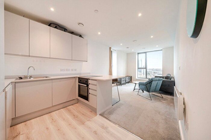 2 Bedroom Flat To Rent In Wharf End, Trafford Park, Manchester, Greater Manchester, M17