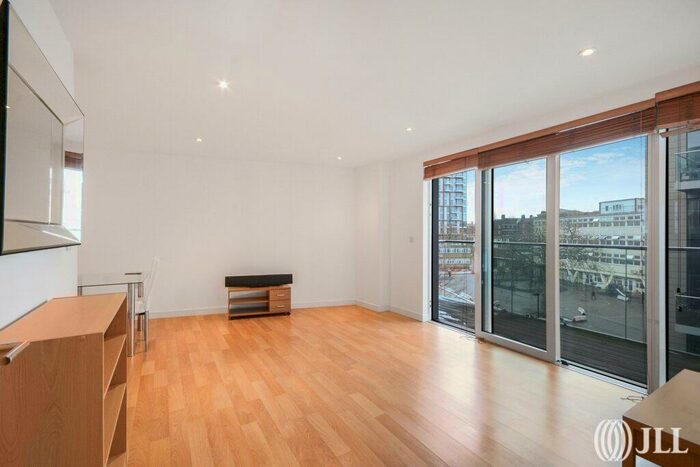 1 Bedroom Apartment To Rent In Waterside Apartments, London, N4