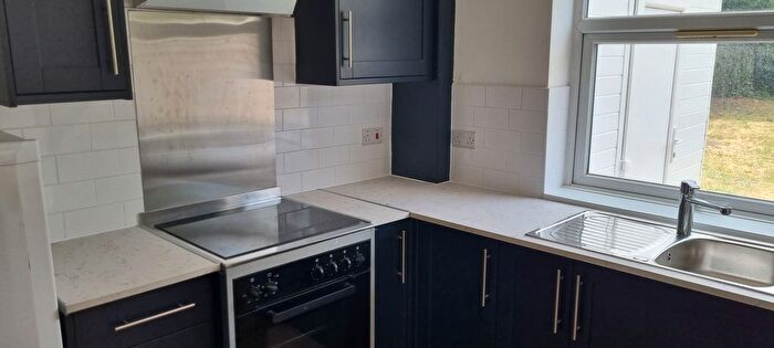 Studio To Rent In Orchard Road, Hounslow, TW4