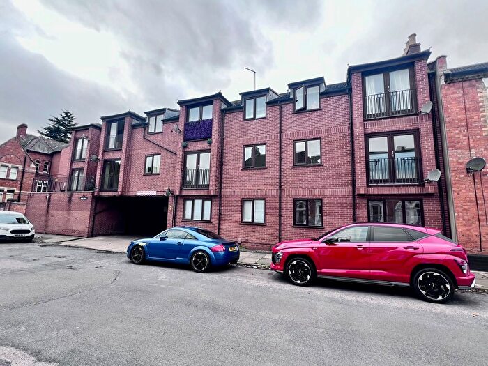 1 Bedroom Flat For Sale In Vernon Terrace, Abington, NN1