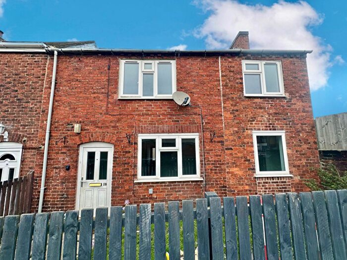 3 Bedroom Semi Detached House To Rent In Wall Street, Ripley, DE5