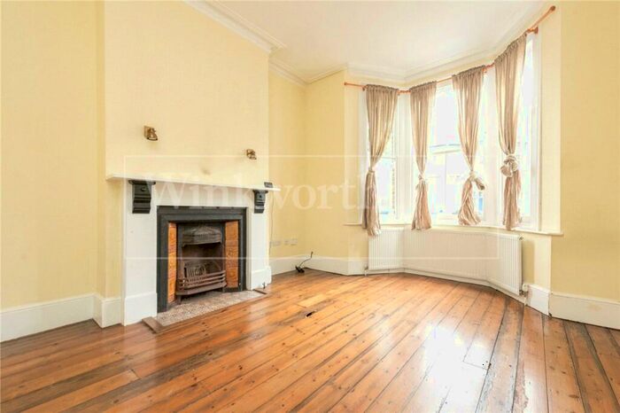 2 Bedroom Apartment To Rent In College Road, London, NW10