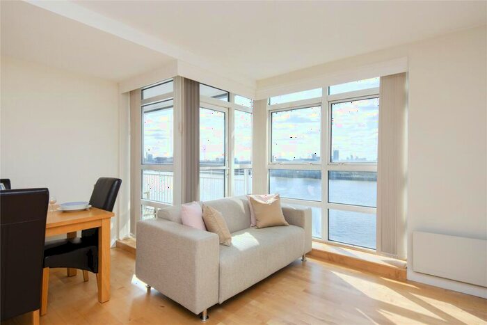 2 Bedroom Flat To Rent In Anchorage Point, Cuba Street, E14