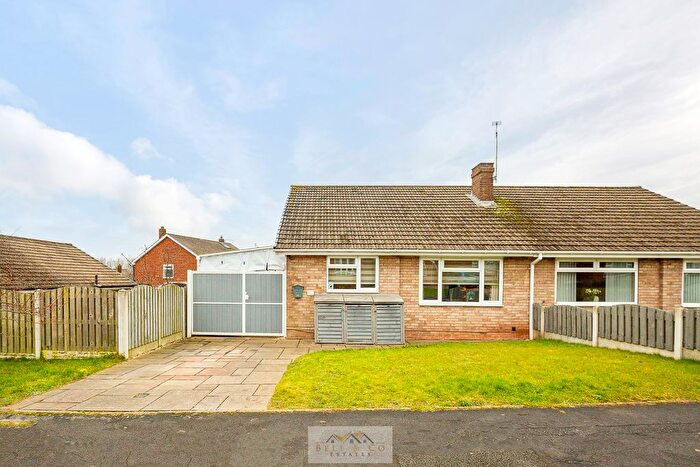 2 Bedroom Semi-Detached Bungalow For Sale In Broom Grove, South Anston, Sheffield, S25