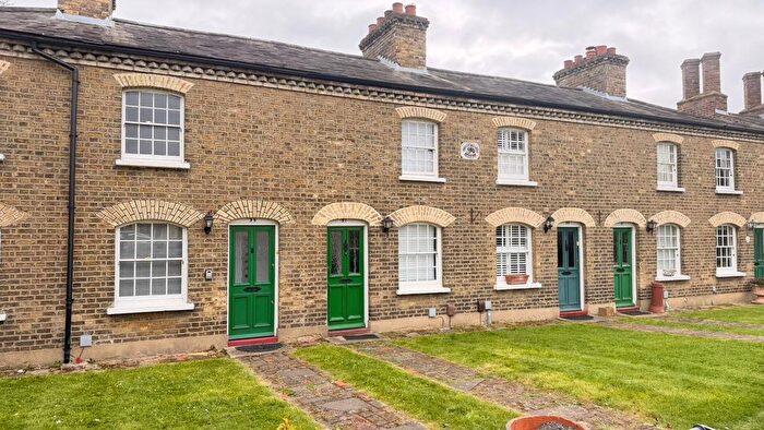 2 Bedroom Terraced House To Rent In Sandringham Gardens, Ilford, IG6