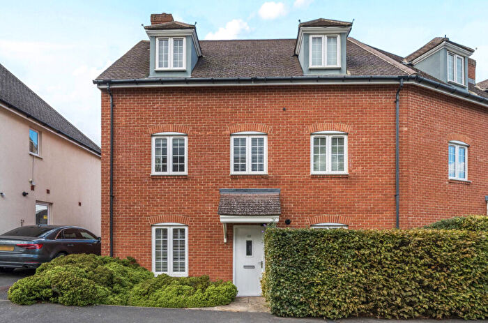 4 Bedroom Semi-Detached House For Sale In Kimmeridge Road, Cumnor, Oxford, OX2