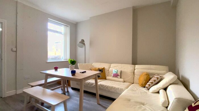 5 Bedroom Private Hall To Rent In Coulston Road, Lancaster, LA1