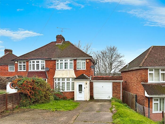 3 Bedroom Semi-Detached House For Sale In Forest Hill, Tilehurst, Reading, RG30
