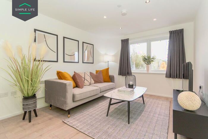 1 Bedroom Flat To Rent In Empyrean, Salford, M7