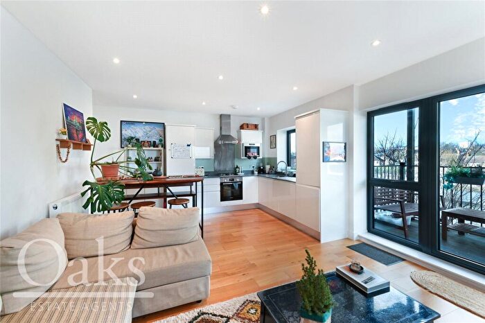 1 Bedroom Apartment For Sale In Enmore Road, South Norwood, SE25