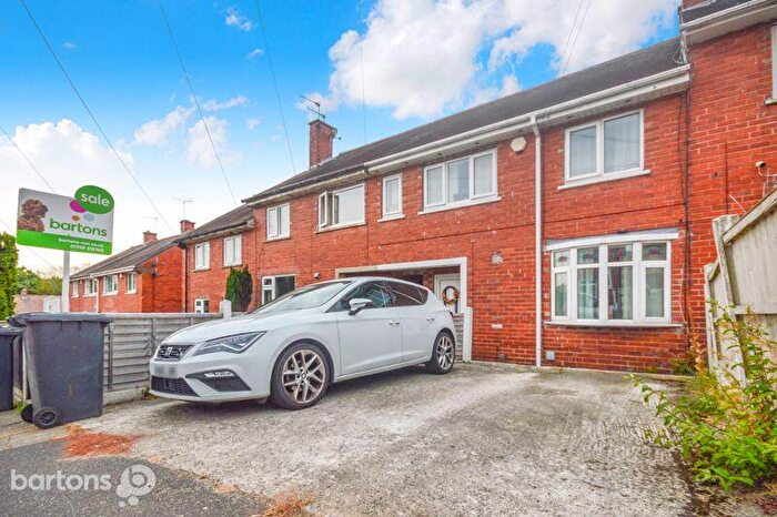 3 Bedroom Terraced House For Sale In Raybould Road, Kimberworth Park, S61