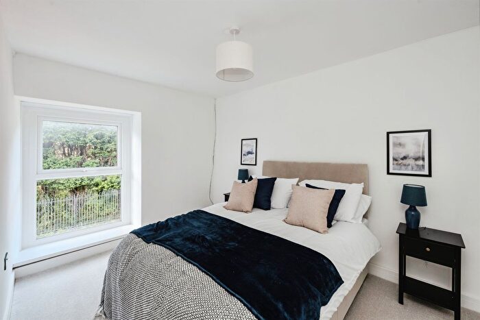 3 Bedroom Terraced House For Sale In Woodville Street, Pontarddulais, Swansea, SA4